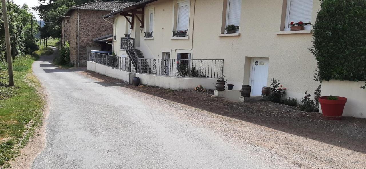 Chez Babeth Hotel Poule-les-Echarmeaux Exterior photo